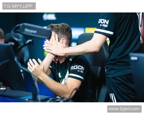 聚焦CSGO：探讨WE战队在团队协作中的成功与挑战MBA